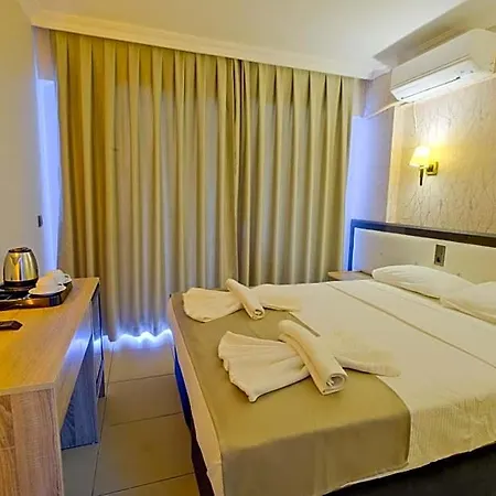 Moni Hotel
